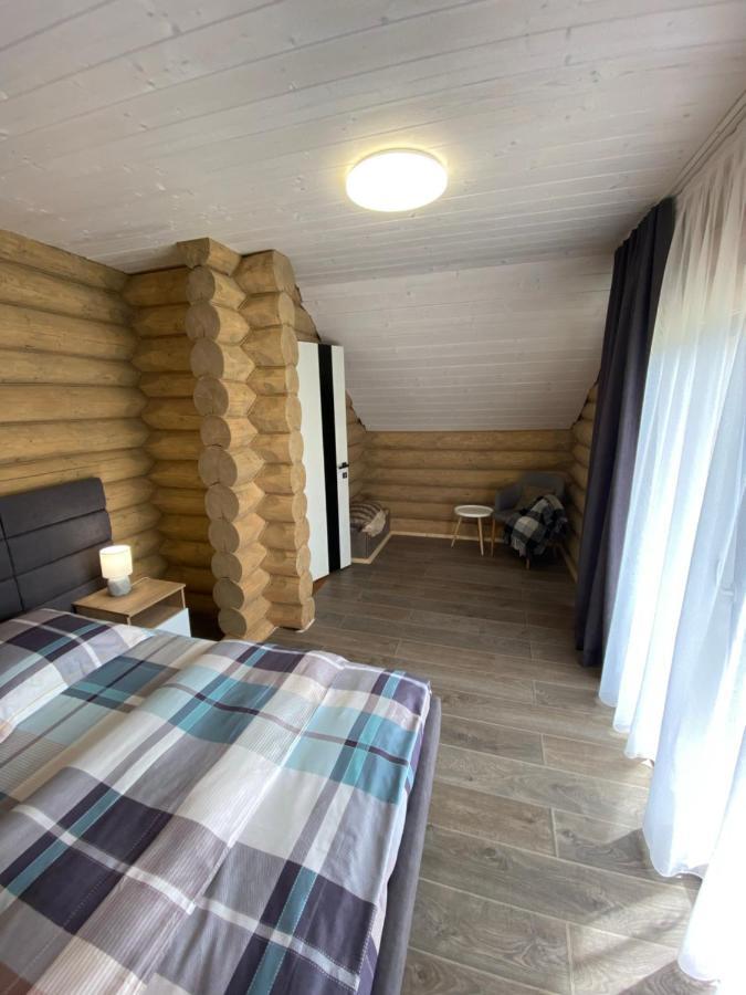 Hotel Чотири Сезони Izky Exteriér fotografie