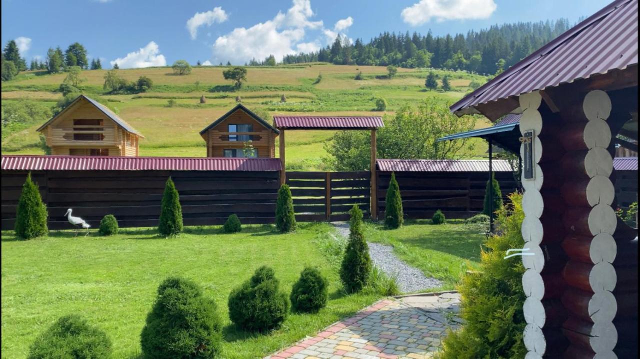 Hotel Чотири Сезони Izky Exteriér fotografie